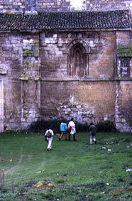 1989 3 Monasterio de Santa Mª de Palazuelos. Montse, Pili, Tato y Tere.