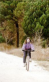 1993 16 Elvira se lo hizo en bici.