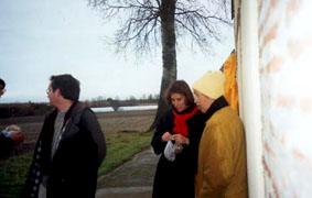 SS 2000 2 Más almuerzo. Habíamos empezado la marcha con lluvia y aquí escampó un poquito.