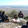 SS 2018 44 La comida con panorámica de Pedro. Sara, Juliette, Fernando etc..