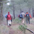 SS 2024 10 Marchistas entre los pinos